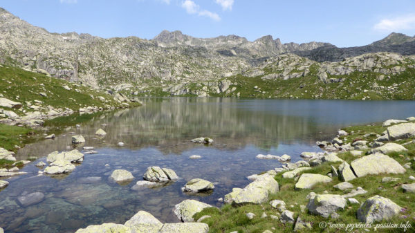 L Estany de Travessani Catalogne Vall de Boí Pyrénées Passion